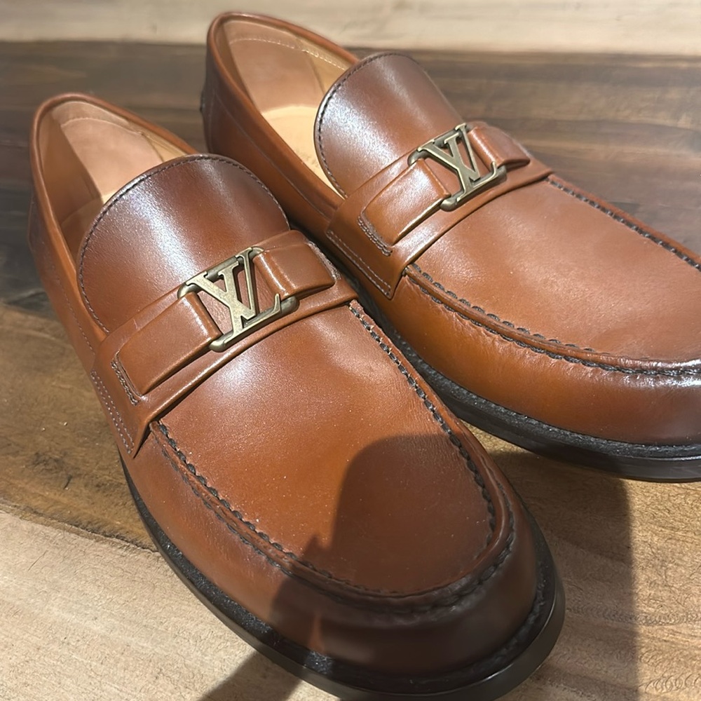 Louis Vuitton Men’s LV Monogram Loafer - excellent condition and never worn